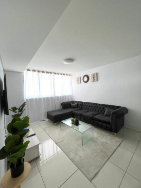 Cosy Apartment In The Heat Of The City